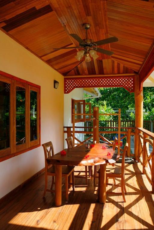 Jms Ventures Guesthouse - Private Pool La Digue Eksteriør bilde